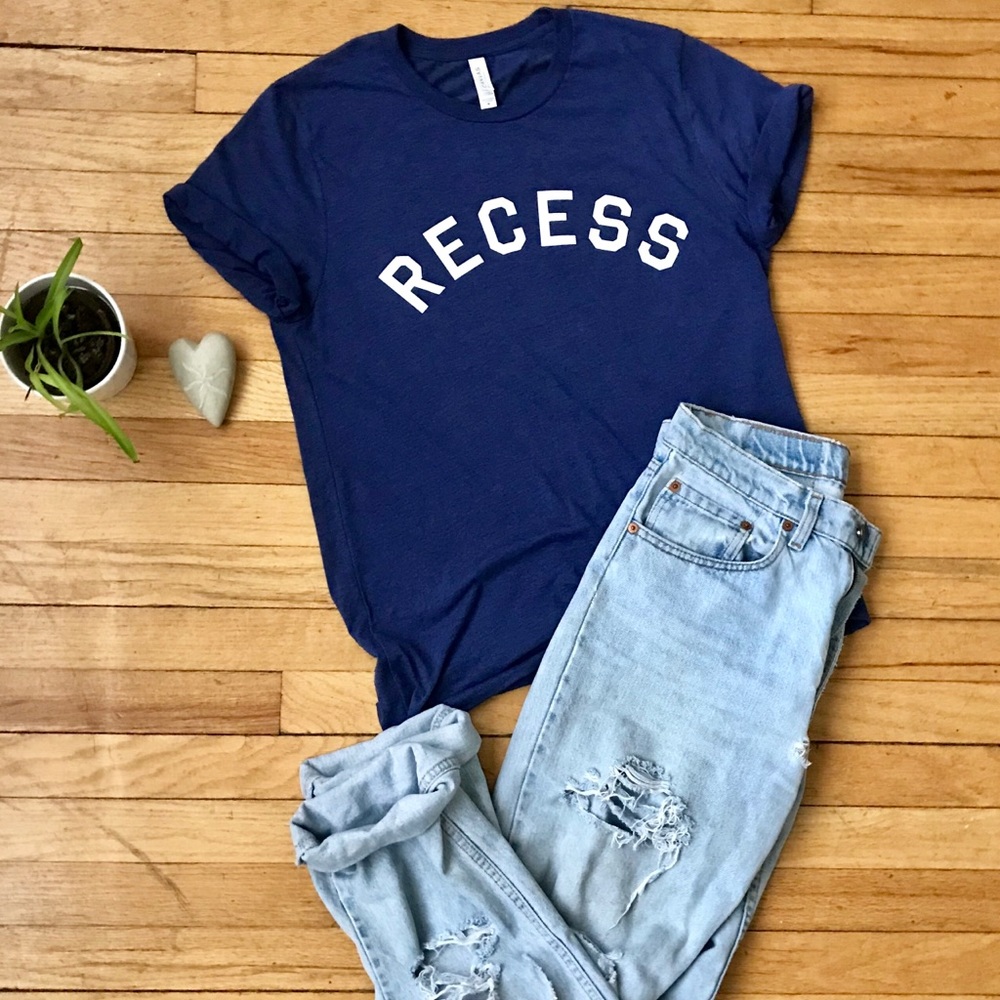 Unisex RECESS T-shirt.